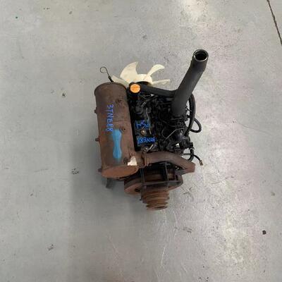 Un bon prix. Prix de gros d'usine FSH Moteur diesel complet d'occasion 3 cylindres 3TNE88 Origine Japon pour moissonneuse-batteuse, excavatrice, groupe électrogène en ligne