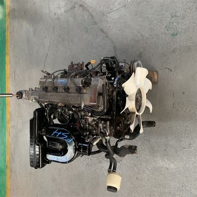 Un bon prix. 120-121 kW Nissan Paladon KA24 moteur à essence / essence utilisé pour le ramassage en ligne