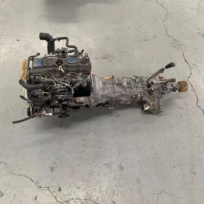 Un bon prix. Moteur Mitsubishi 4M40T pour Pajero et Jeep OEM garanti en ligne
