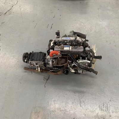 2.5L OEM Isuzu 4JB1T NKR Isuzu moteur diesel adapté aux camions et aux véhicules agricoles