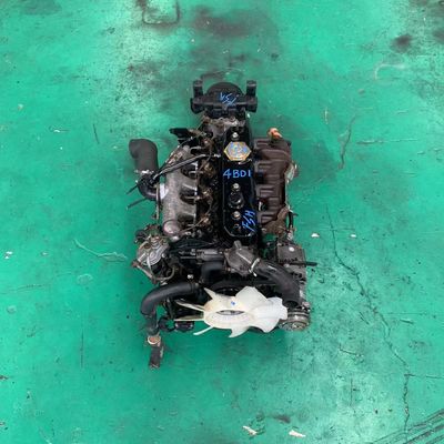 Un bon prix. Moteur diesel d'occasion Isuzu 4BD1 à véhicules utilitaires moyens en ligne