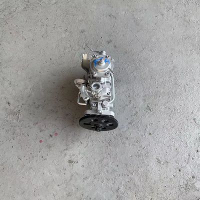 Un bon prix. Pompes à carburant QD32T d'occasion Remplacement fiable dans le moteur Nissan en ligne