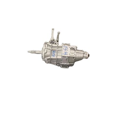 Un bon prix. FSH Foshan Vente directe Pièces automobiles 2RZ 2.0L Boîte de vitesses d'occasion Toyot une 5 vitesses 4x2 Transmission Japon Origine haute qualité OE 3303026511 en ligne