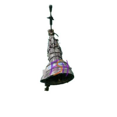 Un bon prix. Boîte de vitesses QD32 4*2 pour Nissan 4 cylindres, d'occasion, en bon état en ligne
